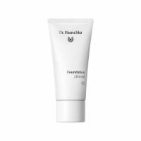 DR.HAUSCHKA Foundation 02 almond